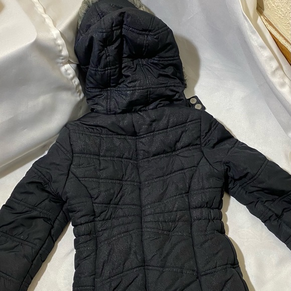 Little Girls Calvin Klein Winter Coat - Picture 11 of 14